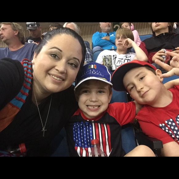 Meet your Posher, Danielle - Picture 8 of 13